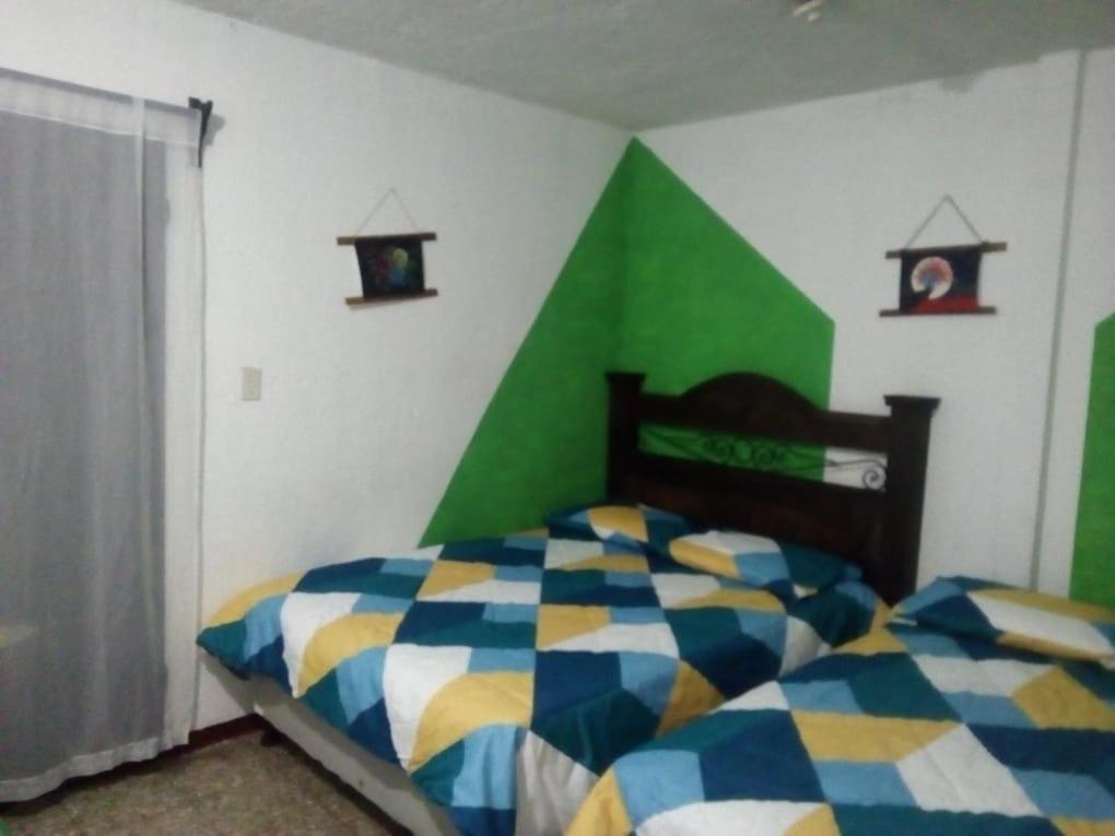 Casa Familiar Hotel Antigua ภายนอก รูปภาพ